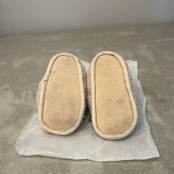 ZARA Mini CUTEST Little Puppy Slippers 🐶🥰 - Picture 3 of 6